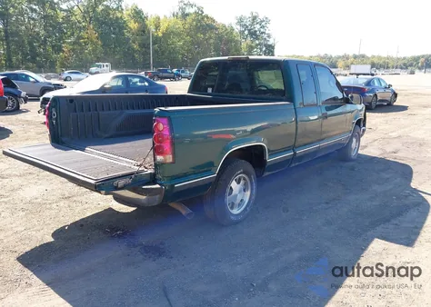 1998 Chevrolet C1500 Fleetside из США, поврежденный, VIN 1GCEC19M4WE155543